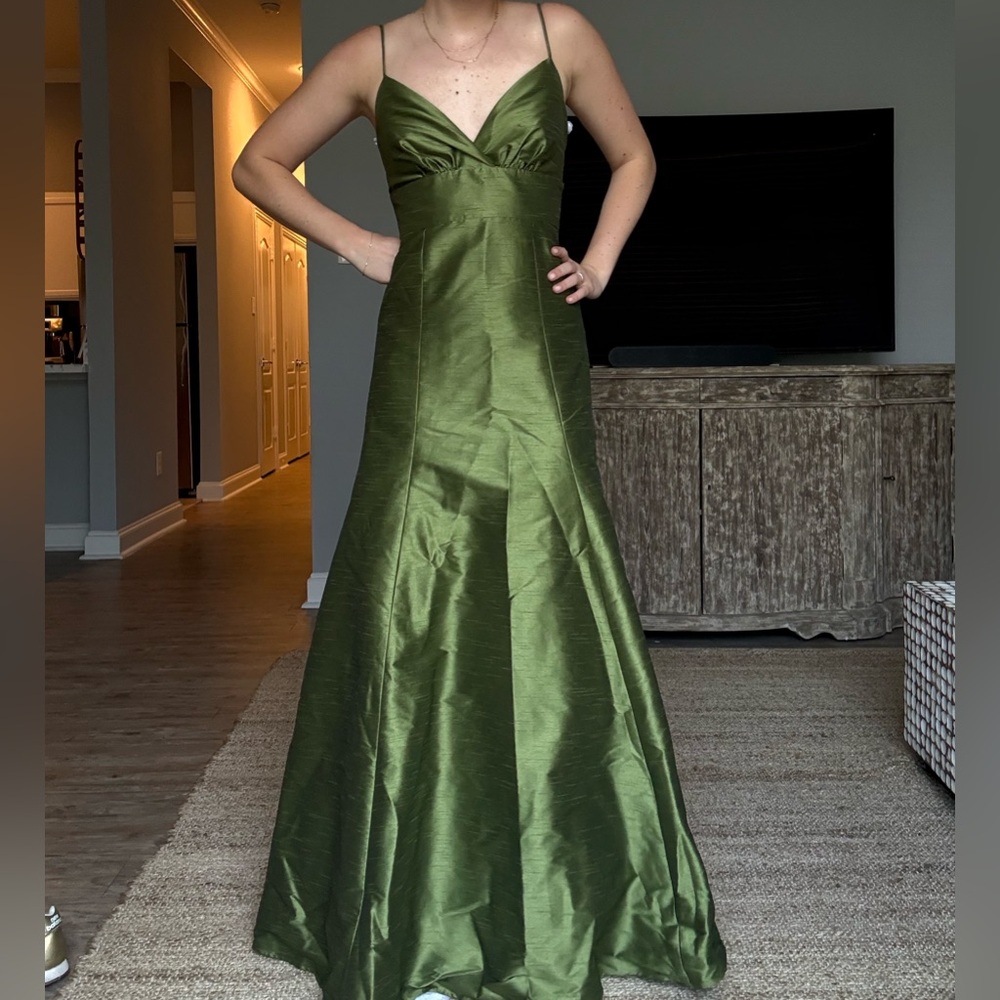 Lela Rose Green Ruched Maxi Gown